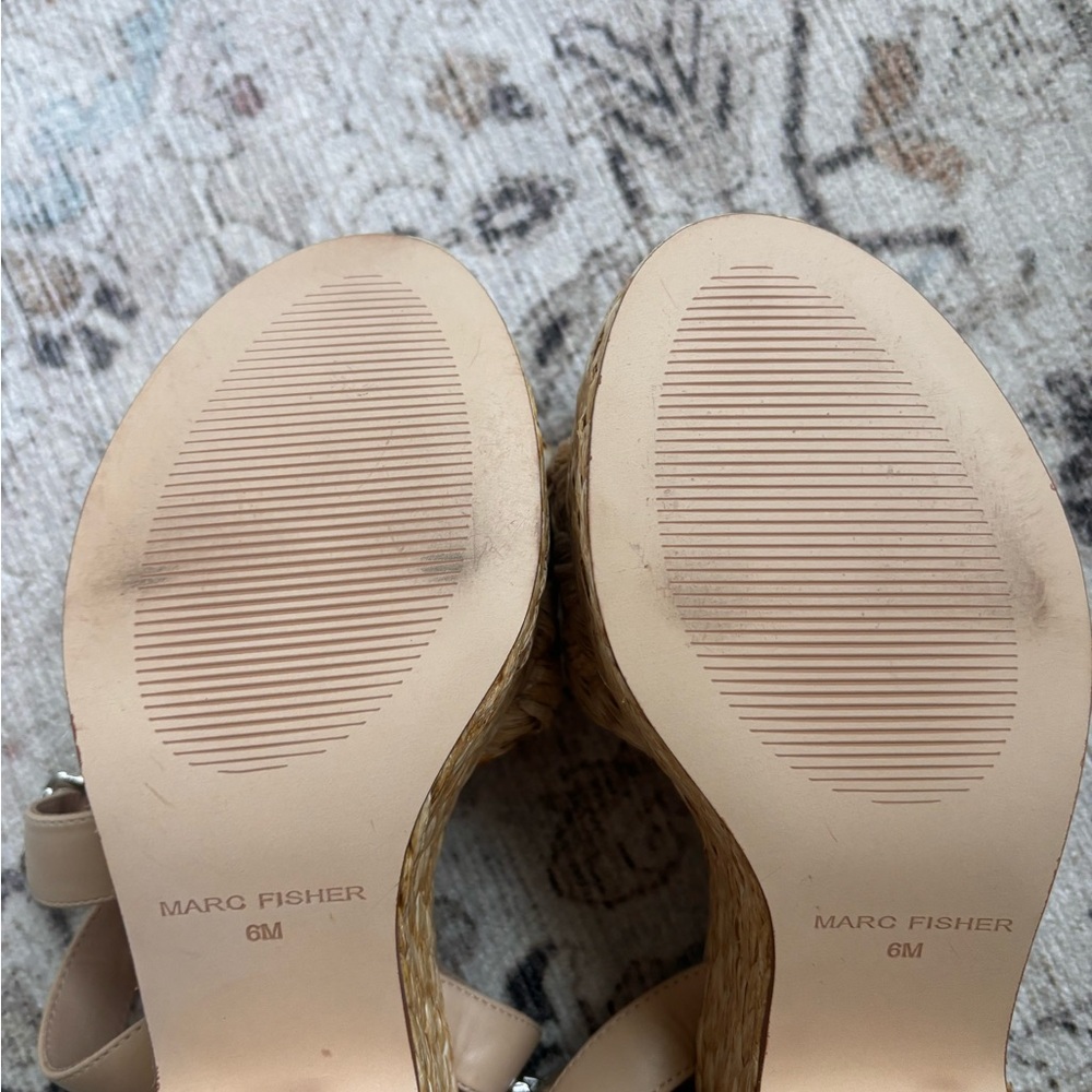 NWT Marc Fisher Platform Raffia Sandals Size 6 - Picture 4 of 6